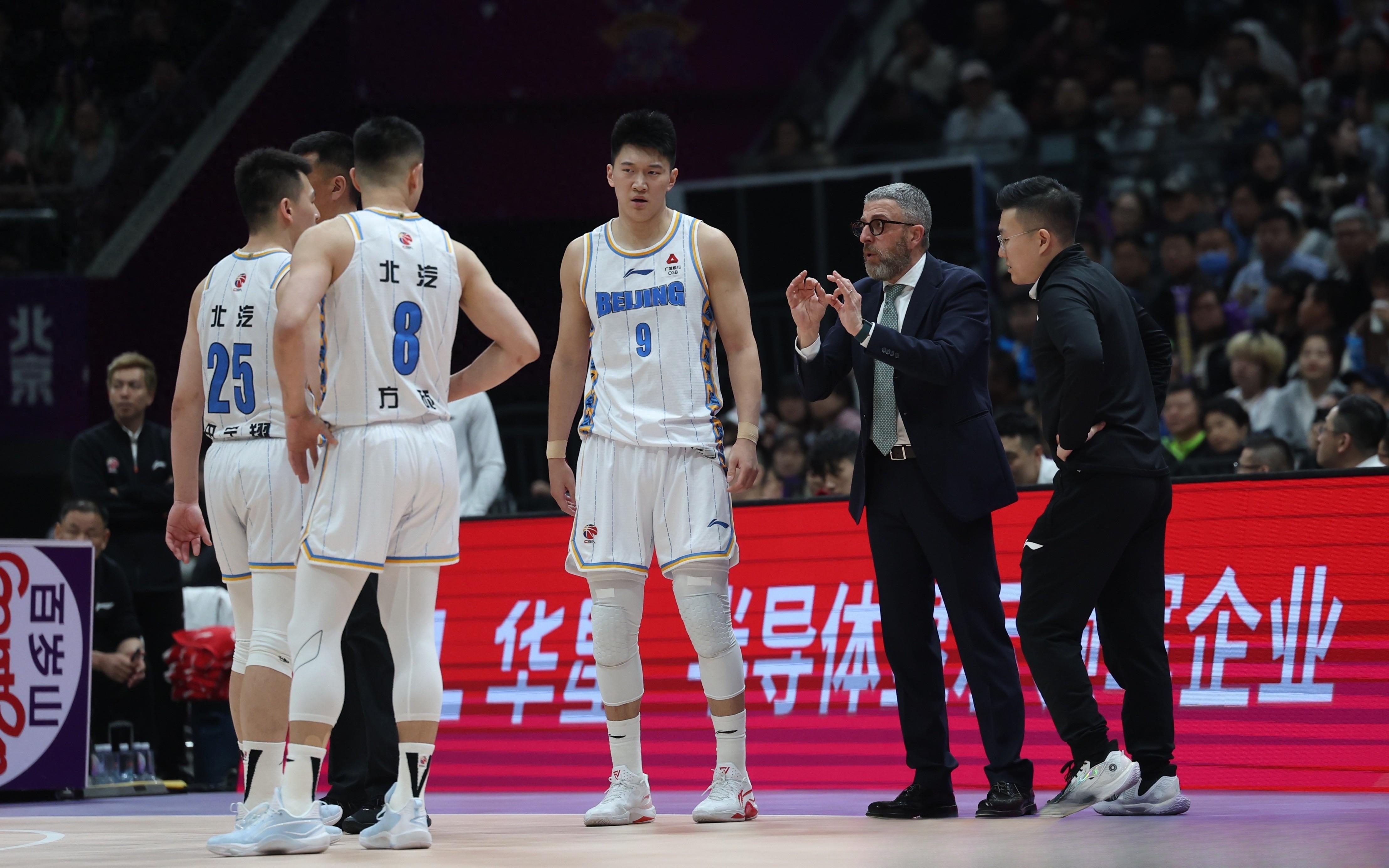 包含NBA常规赛赛后走向成谜,深圳男篮状态回暖,态度坚定,训练强度明显提升的词条 包含NBA常规赛赛后走向成谜,深圳男篮状态回暖,态度坚定,训练强度明显提升的词条