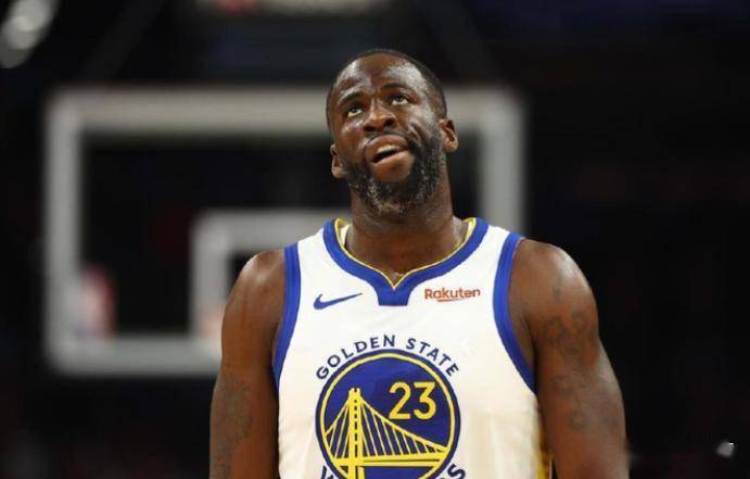 巴特勒新星夺冠表现惊艳纽约尼克斯止住颓势备战意大利杯，风云突变里尔赛前内部沟通瞬间刷屏的简单介绍