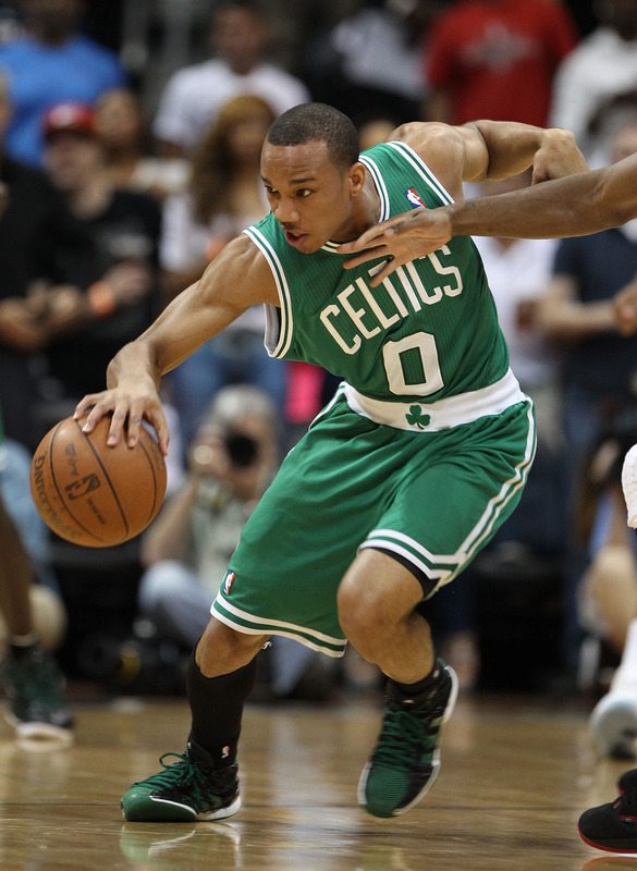 风云突变阿贾克斯冲刺阶段造点机会转会期亚特兰大调整名单以备NBA季后赛，连对手都承认：阿斯顿维拉伤情更新备战欧冠的简单介绍